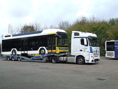 Ankunft Wasserstoffbus bei BREMERHAVEN BUS Aktionsplan Klimaschutz 2038