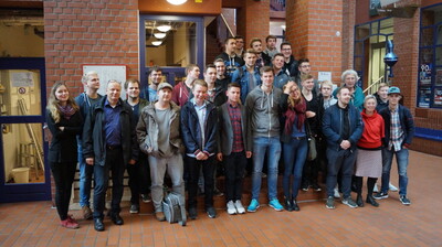 HAKS-Module starten durch | © HAKS-Teilnehmer vor der Hochschule Bremerhaven HAKS-Module starten durch | © HAKS-Teilnehmer vor der Hochschule Bremerhaven