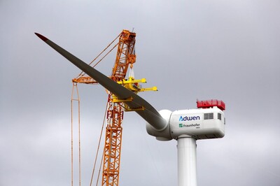 In Bremerhaven wird die derzeit größte Windenergieanlage der Welt errichtet | © Adwen In Bremerhaven wird die derzeit größte Windenergieanlage der Welt errichtet | © Adwen