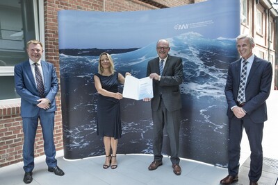 Küstenforschungsschiff "Uthörn" wird neu gebaut | © Vertragsunterzeichnung am AWI Bremerhaven für die neue Uthörn Küstenforschungsschiff „Uthörn“ wird neu gebaut | © Vertragsunterzeichnung am AWI Bremerhaven für die neue Uthörn