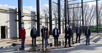 Erster Auftrag für XXL-Prüfstand des Fraunhofer IWES | © Fraunhofer IWES / Nils Glinka