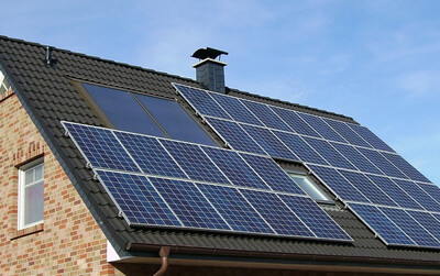 Solardach Bremerhaven: Für welches Dach lohnt sich eine Solaranlage? | © Solaranlage auf Hausdach Solardach Bremerhaven: Für welches Dach lohnt sich eine Solaranlage? | © Solaranlage auf Hausdach